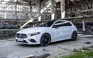   Mercedes-Benz A 180 d AMG Line - 2018