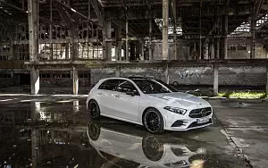   Mercedes-Benz A 180 d AMG Line - 2018