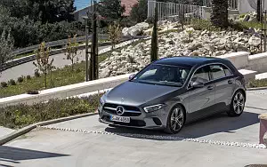   Mercedes-Benz A 180 d Progressive - 2018