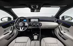   Mercedes-Benz A 180 d Progressive - 2018