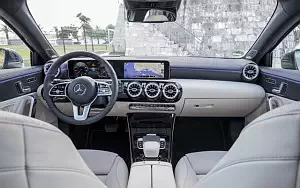   Mercedes-Benz A 180 d Progressive - 2018