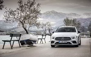   Mercedes-Benz A 200 AMG Line - 2018