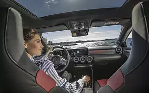   Mercedes-Benz A 200 AMG Line - 2018