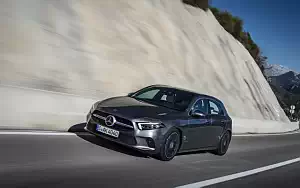   Mercedes-Benz A 200 Progressive - 2018