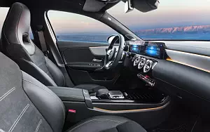   Mercedes-Benz A-class AMG Line Edition - 2018