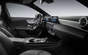   Mercedes-Benz A-class AMG Line Edition - 2018