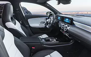   Mercedes-Benz A-class AMG Line - 2018