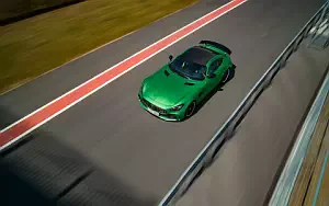   Mercedes-AMG GT R - 2016