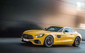   Mercedes-AMG GT S - 2017