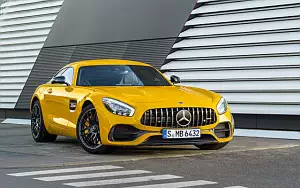   Mercedes-AMG GT S - 2017