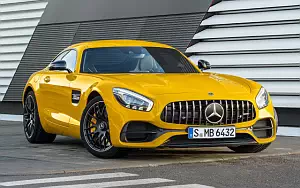   Mercedes-AMG GT S - 2017