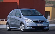   Mercedes-Benz B200 CDI 2005