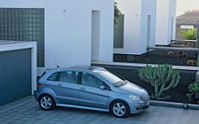   Mercedes-Benz B200 CDI 2005