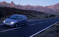   Mercedes-Benz B200 CDI 2005