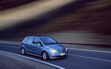   Mercedes-Benz B200 CDI 2005