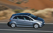   Mercedes-Benz B200 CDI 2005