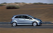   Mercedes-Benz B200 CDI 2005