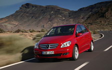   Mercedes-Benz B200 Turbo 2005