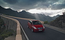   Mercedes-Benz B200 Turbo 2005