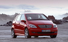   Mercedes-Benz B200 Turbo 2005