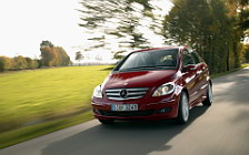   Mercedes-Benz B200 Turbo 2005