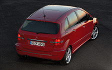   Mercedes-Benz B200 Turbo 2005