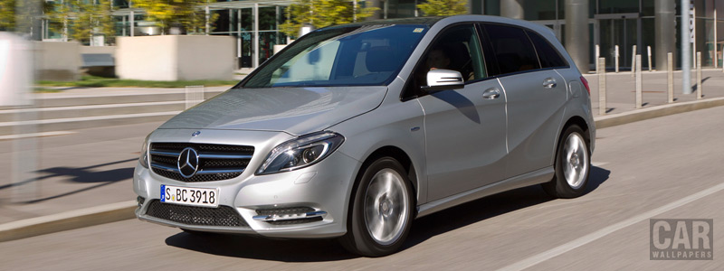   Mercedes-Benz B180 - 2011 - Car wallpapers