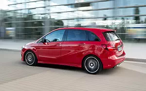   Mercedes-Benz B250 4MATIC AMG Line - 2014