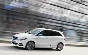   Mercedes-Benz B-class Electric Drive - 2014