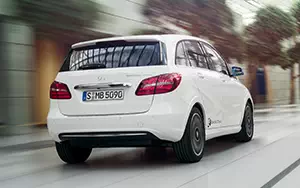   Mercedes-Benz B-class Electric Drive - 2014