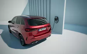   Mercedes-Benz B 250 e AMG Line - 2022