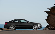   Mercedes-Benz C-Class Coupe C250 CDI - 2011