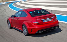   Mercedes-Benz C63 AMG Coupe Black Series - 2011