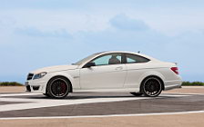   Mercedes-Benz C-Class Coupe C63 AMG - 2011