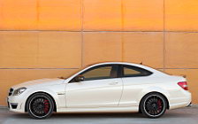   Mercedes-Benz C-Class Coupe C63 AMG - 2011