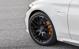   Mercedes-AMG C 63 S Coupe - 2009