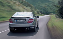   Mercedes-Benz C63 AMG - 2007