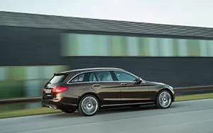   Mercedes-Benz C300 BlueTec Hybrid Estate Exclusive - 2014