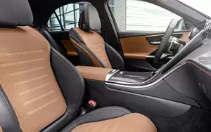   Mercedes-Benz C 300 AMG Line - 2021