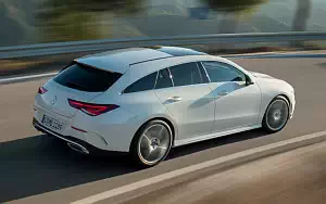   Mercedes-Benz CLA Shooting Brake AMG Line - 2019
