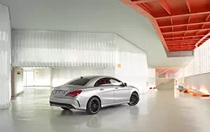   Mercedes-Benz CLA250 Edition 1 - 2013
