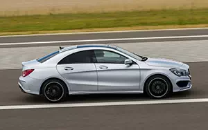   Mercedes-Benz CLA250 Edition 1 - 2013