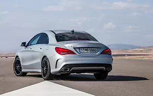   Mercedes-Benz CLA250 Edition 1 - 2013