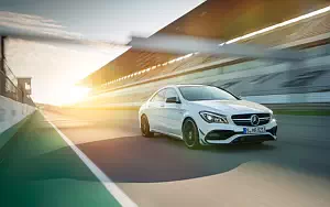   Mercedes-AMG CLA 45 4MATIC - 2016