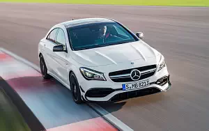   Mercedes-AMG CLA 45 4MATIC - 2016