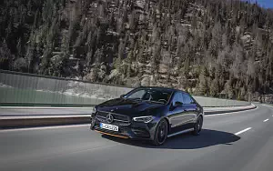   Mercedes-Benz CLA 250 4MATIC AMG Line Edition Orange Art - 2019