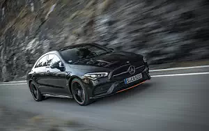   Mercedes-Benz CLA 250 4MATIC AMG Line Edition Orange Art - 2019
