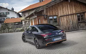   Mercedes-Benz CLA 250 4MATIC AMG Line Edition Orange Art - 2019