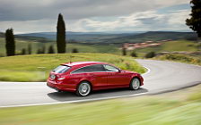   Mercedes-Benz CLS500 4MATIC Shooting Brake - 2012