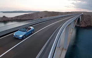   Mercedes-Benz E500 Cabriolet AMG Sports Package - 2010